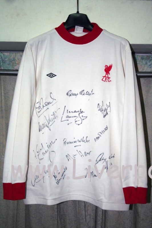 Segunda equipación de Liverpool FC 75-76