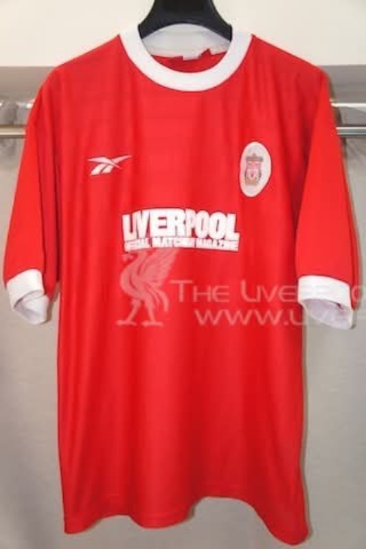 Primera equipación de Liverpool FC 99-00