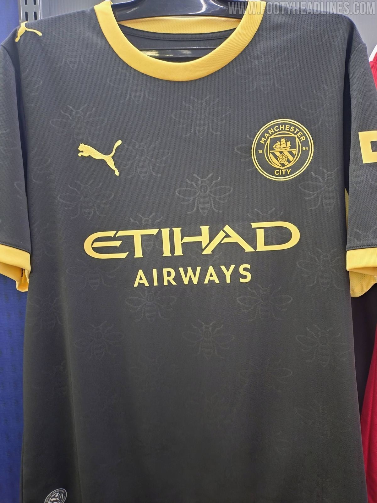 Segunda equipación de Manchester City 26-27