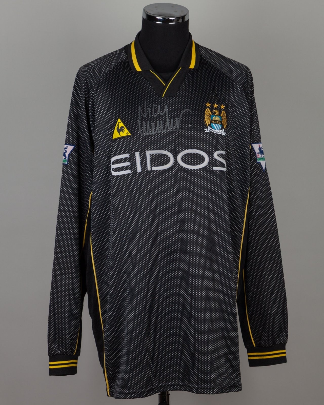 Equipación de portero de Manchester City 99-00