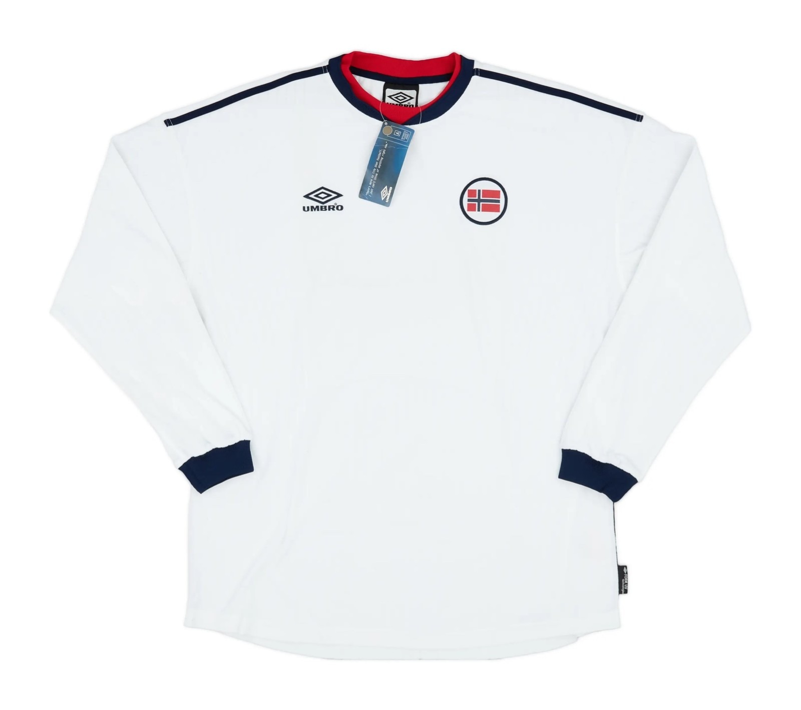 Segunda equipación de Norway 2000