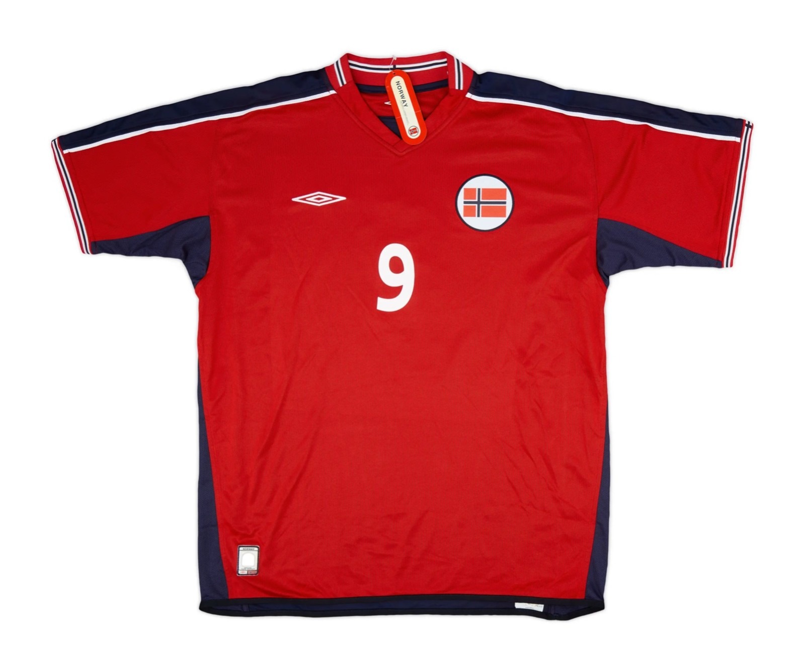 Primera equipación de Norway 2003