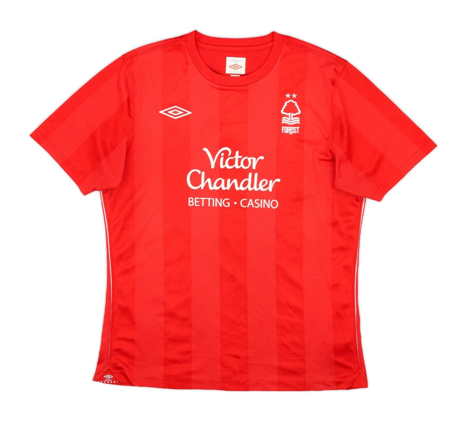 Primera equipación de Nottingham Forest 10-11