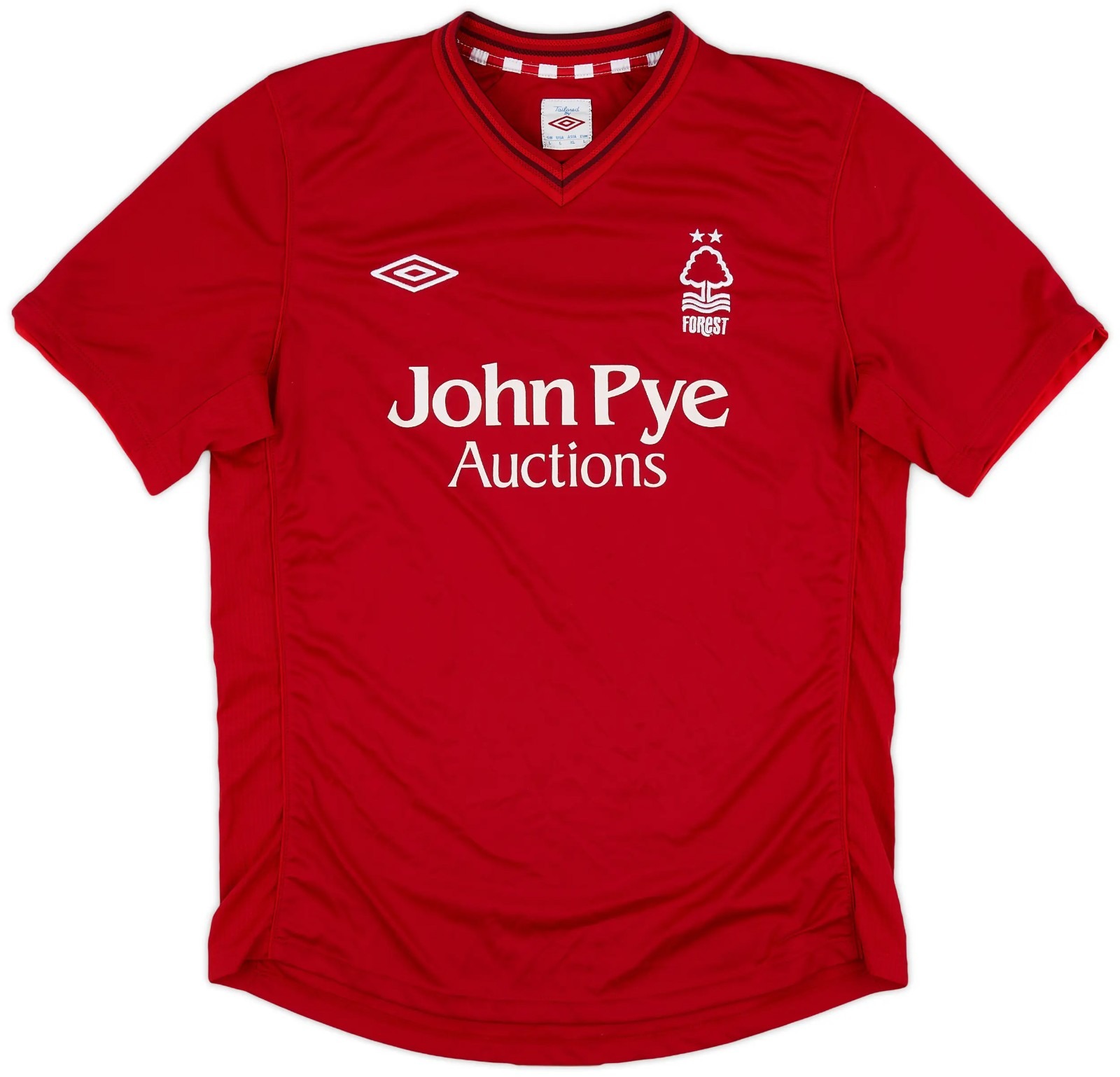 Primera equipación de Nottingham Forest 12-13