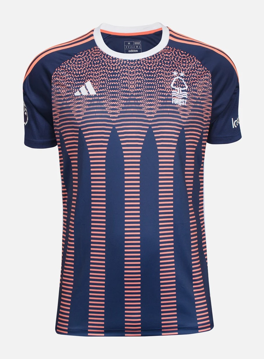 Tercera equipación de Nottingham Forest 23-24