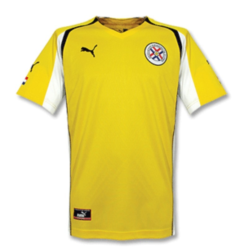 Segunda equipación de Paraguay 2004