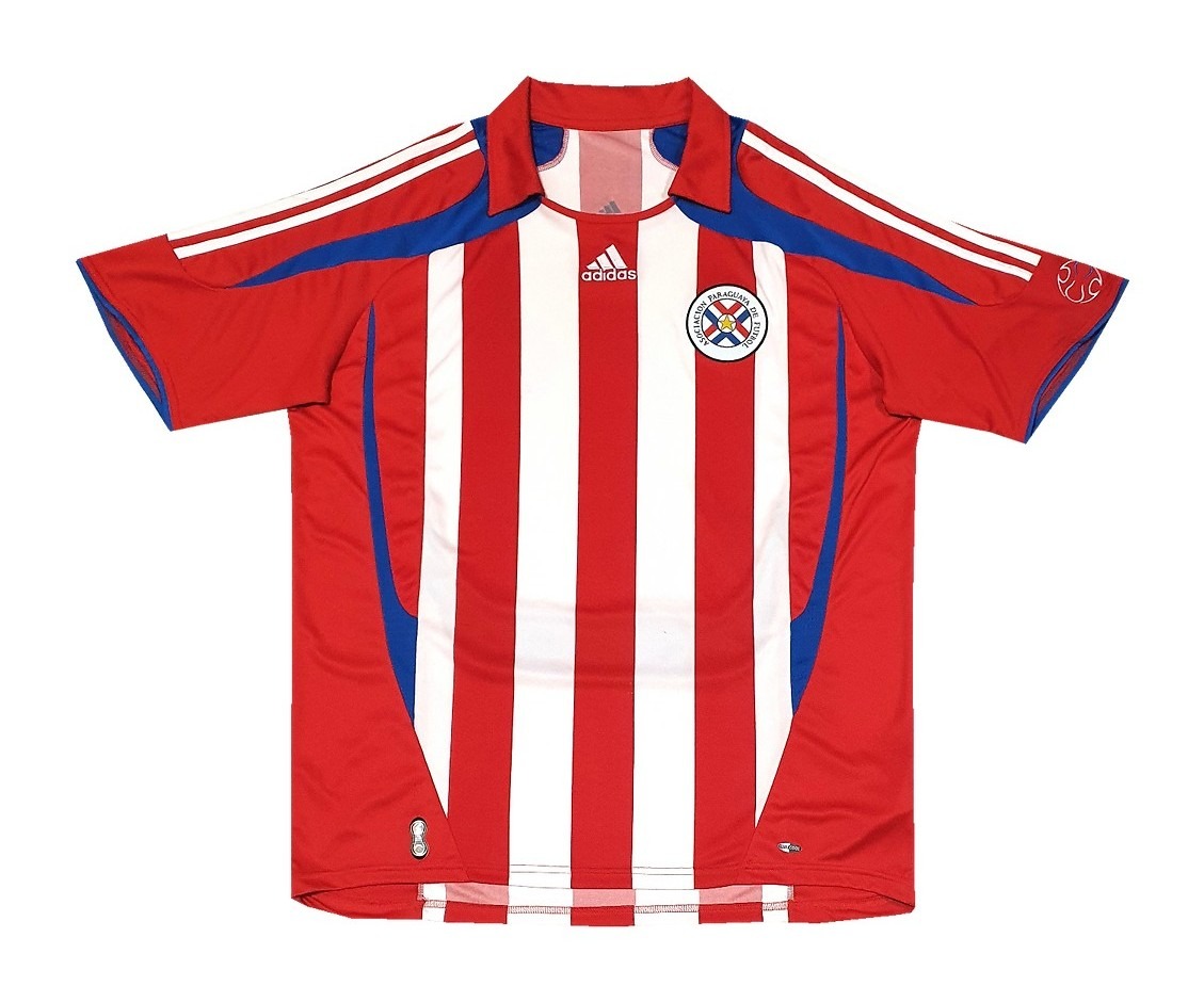 Primera equipación de Paraguay 2007