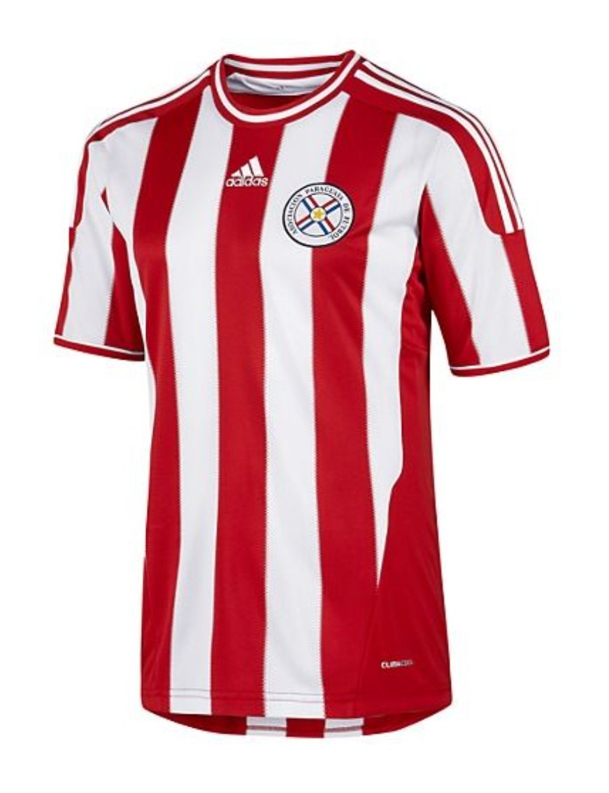Primera equipación de Paraguay 2011