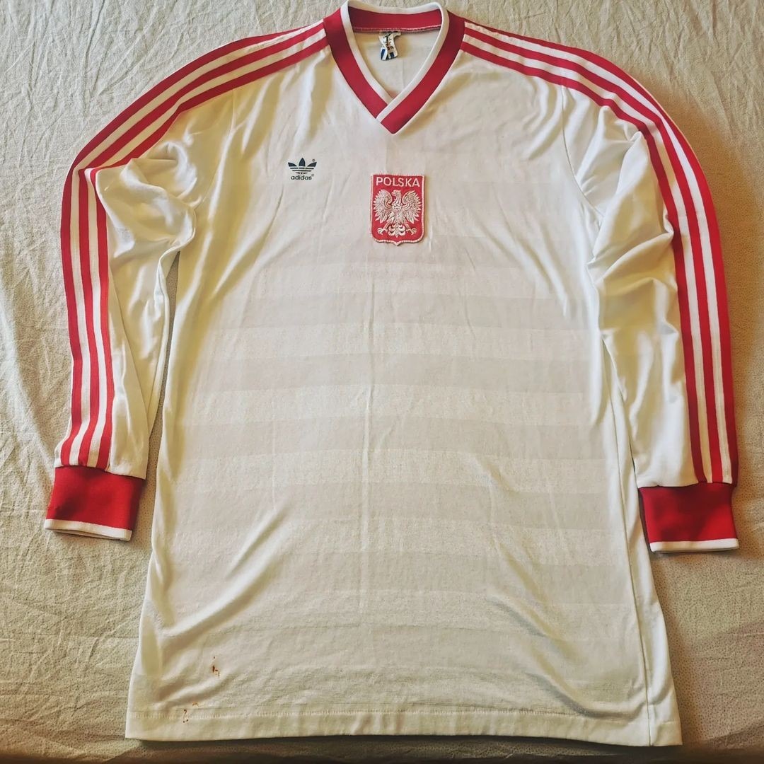Primera equipación de Poland 1985