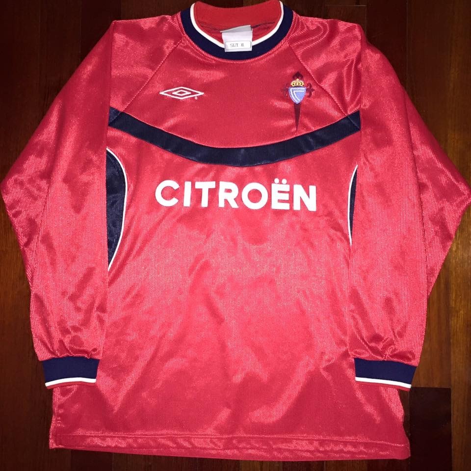 Segunda equipación de RC Celta de Vigo 00-01