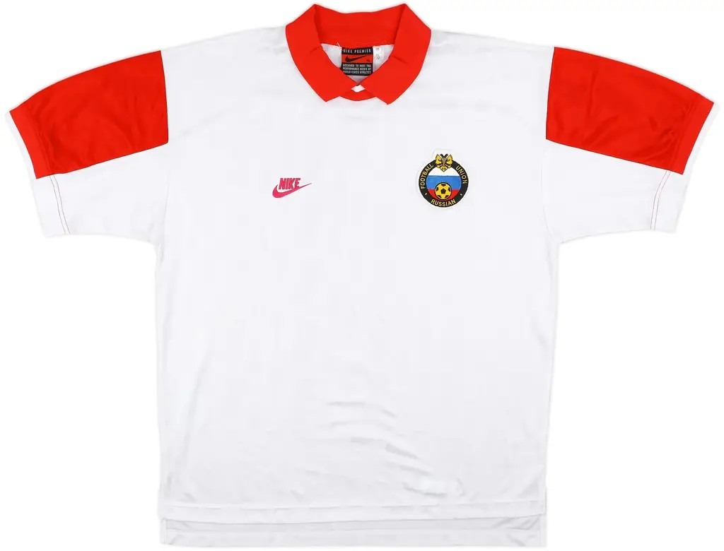 Primera equipación de Rusia 97-98