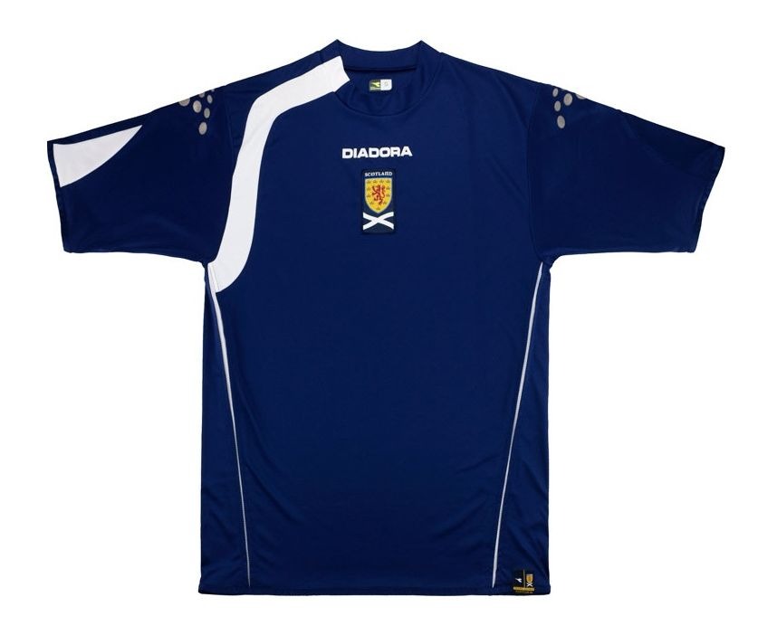 Primera equipación de Scotland 2005