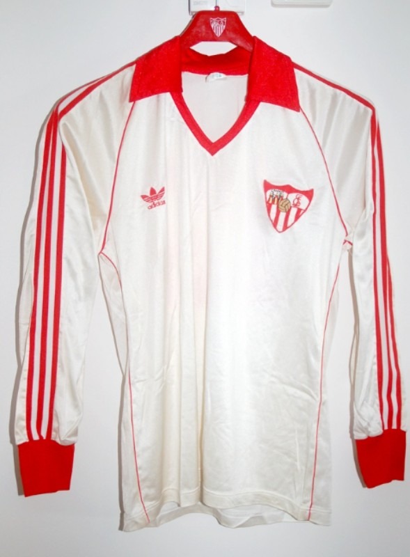 Sevilla FC 82-83 Local