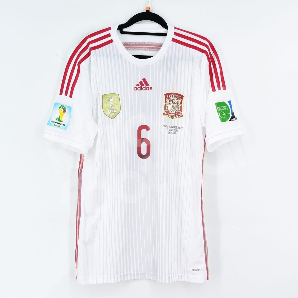 Tercera equipación de Spain 2014
