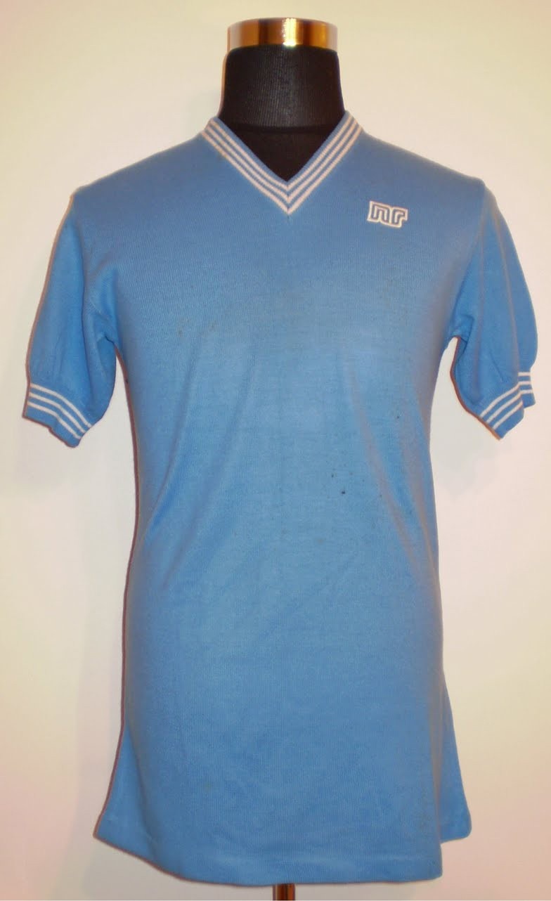 Primera equipación de SSC Napoli 80-81