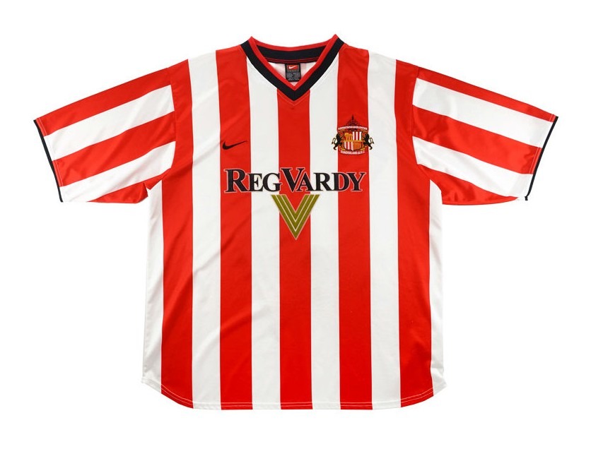 Primera equipación de Sunderland AFC 01-02