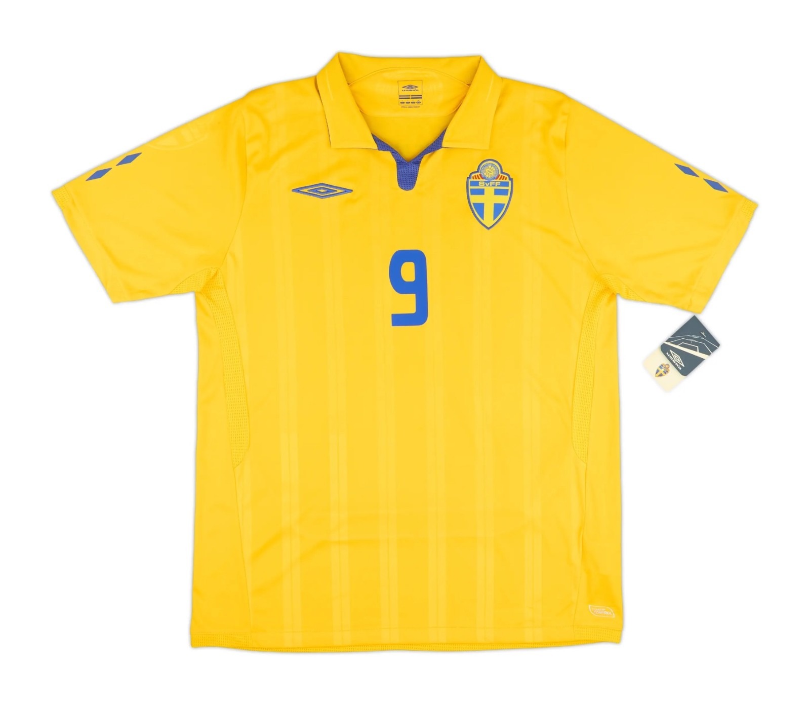 Primera equipación de Sweden 2009