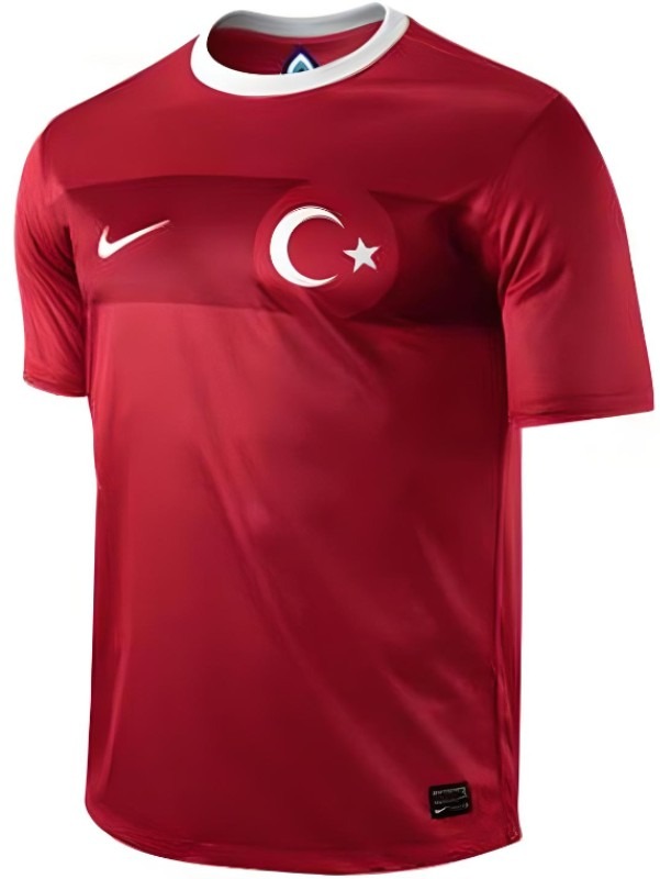 Primera equipación de Türkiye 2012