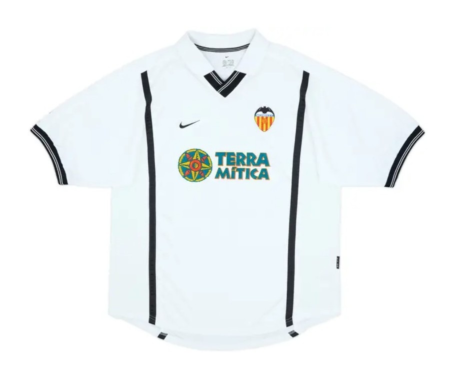 Primera equipación de Valencia CF 00-01