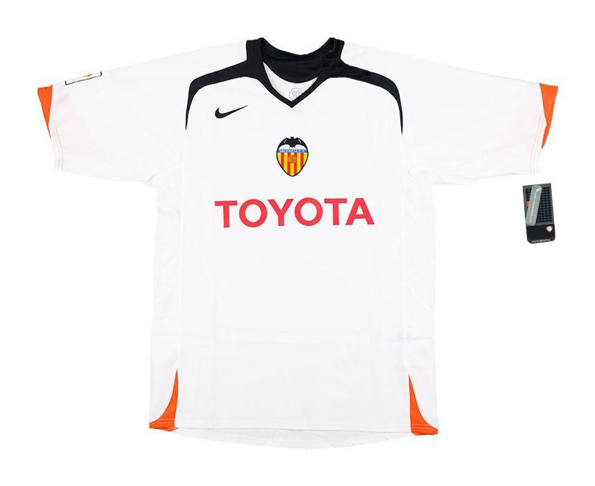 Primera equipación de Valencia CF 05-06