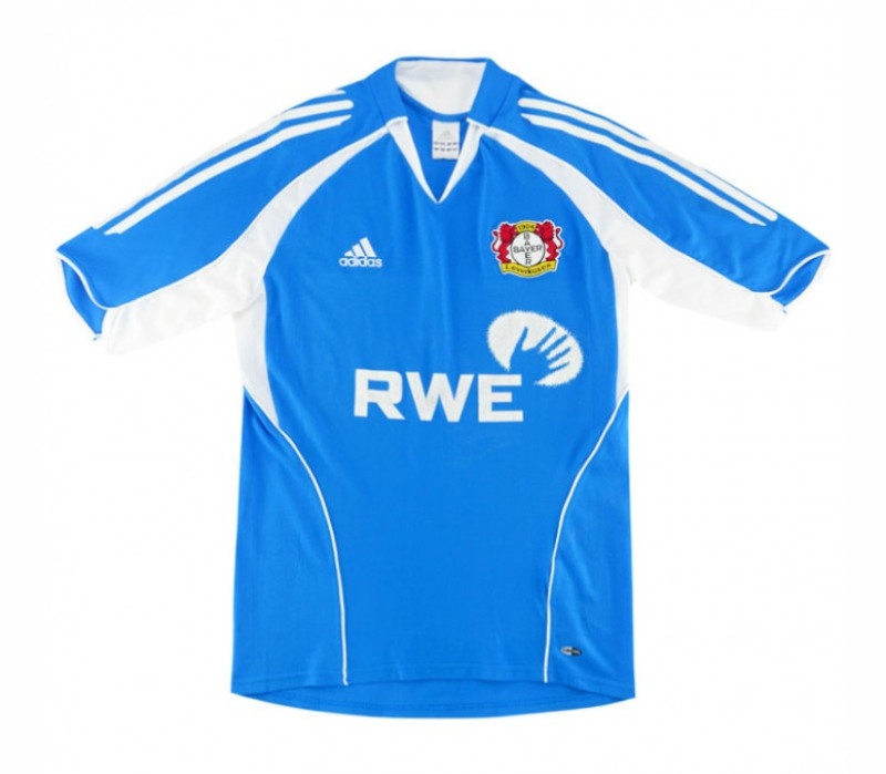 Segunda equipación de Bayer Leverkusen 05-06