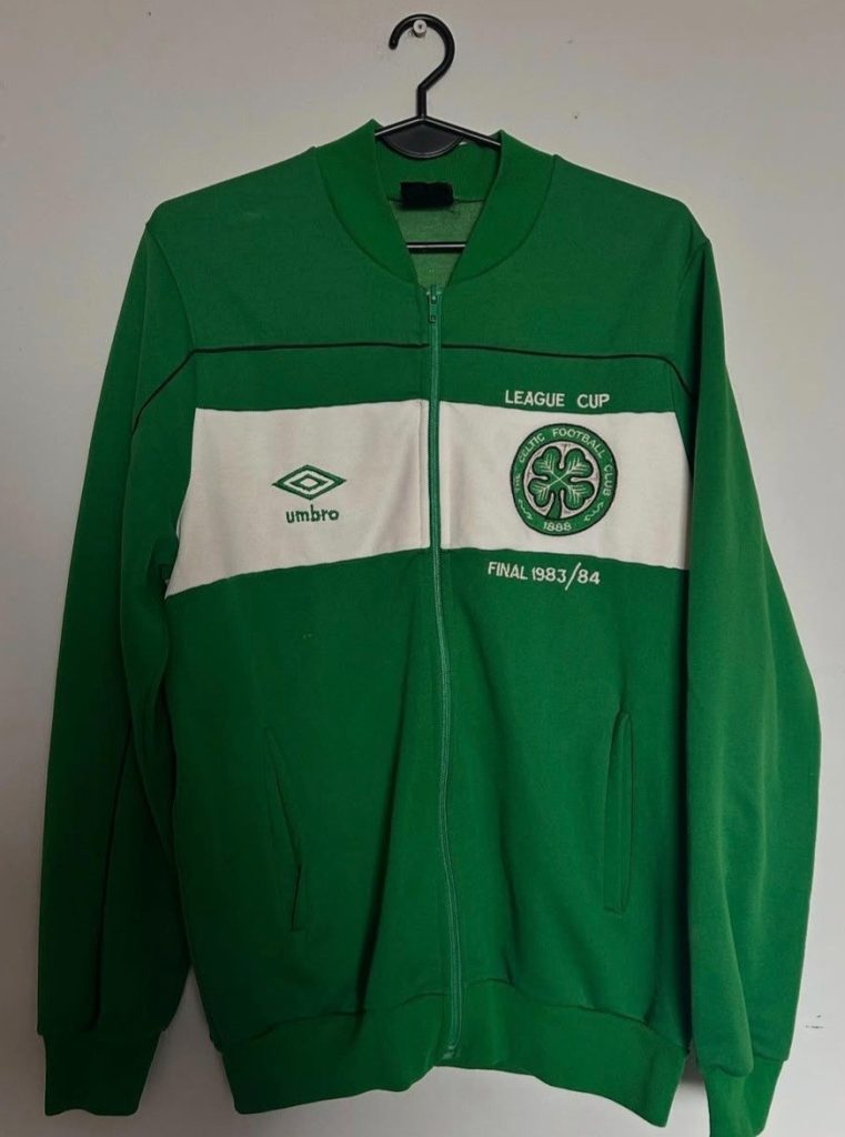 Equipación especial de Celtic 83-84