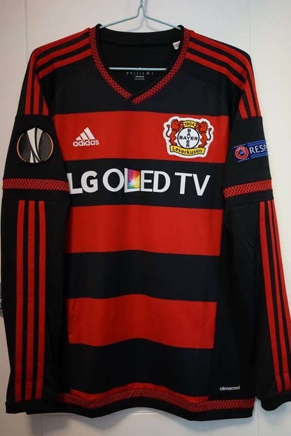Bayer 04 Leverkusen 15-16 Local
