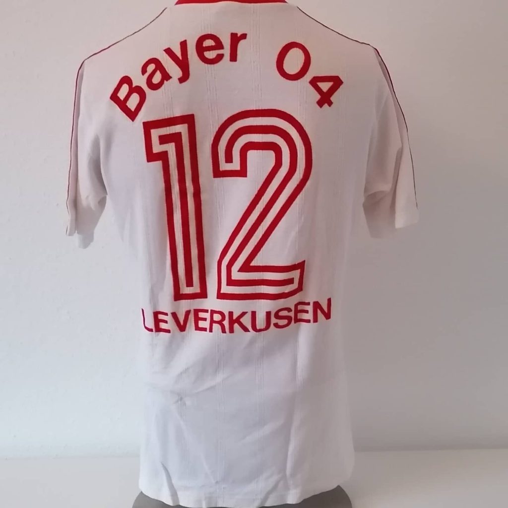 Bayer 04 Leverkusen 87-88 Visitante 2