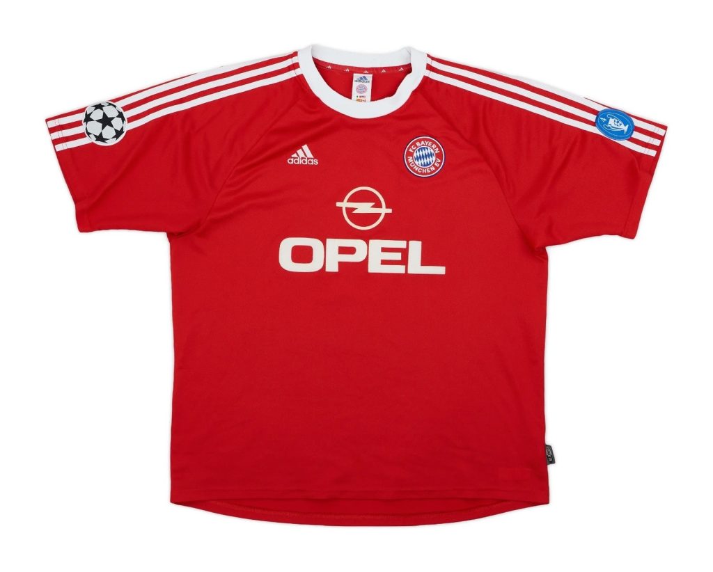 Equipación especial de Bayern Múnich 01-02