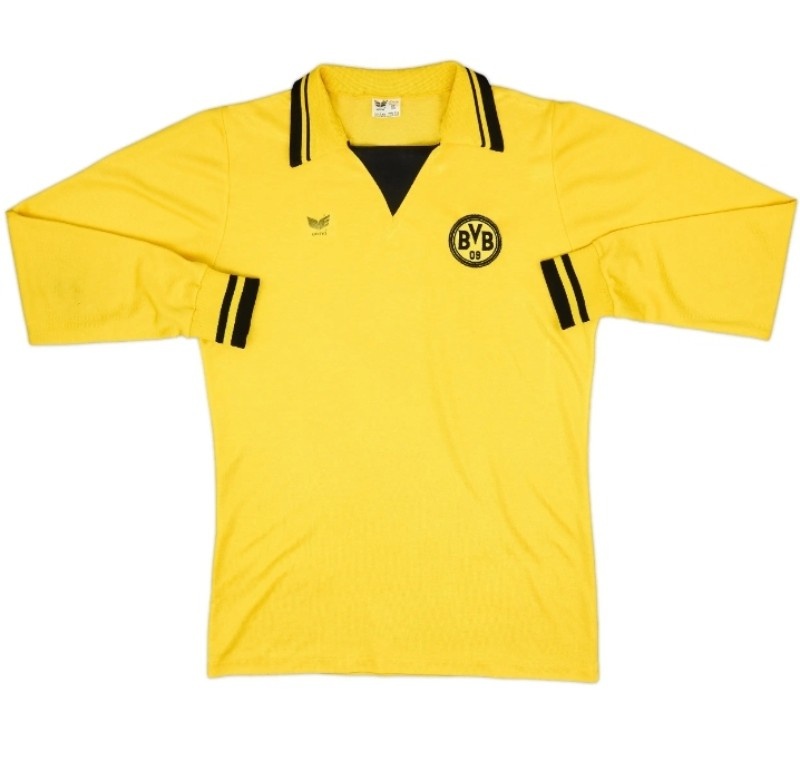 Primera equipación de Borussia Dortmund 79-80