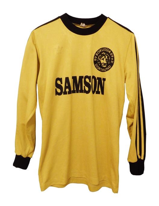 Primera equipación de Borussia Dortmund 77-78
