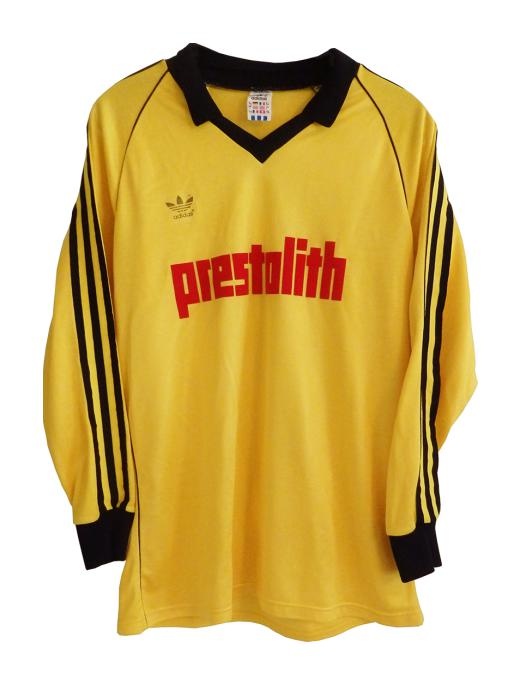 Primera equipación de Borussia Dortmund 78-79