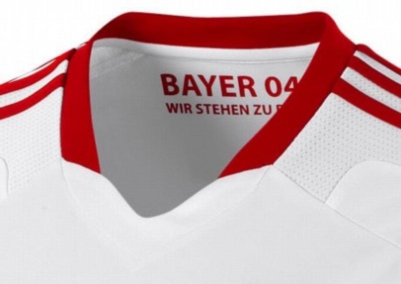 Bayer 04 Leverkusen 11-12 Visitante 2