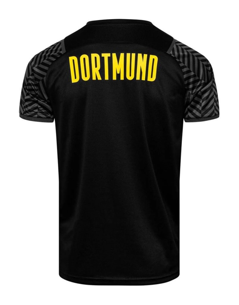 Borussia Dortmund 21-22 Visitante 2