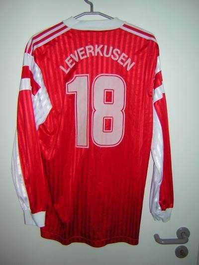 Bayer 04 Leverkusen 90-91 Visitante 2