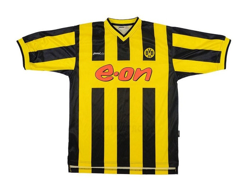 Segunda equipación de Borussia Dortmund 02-03