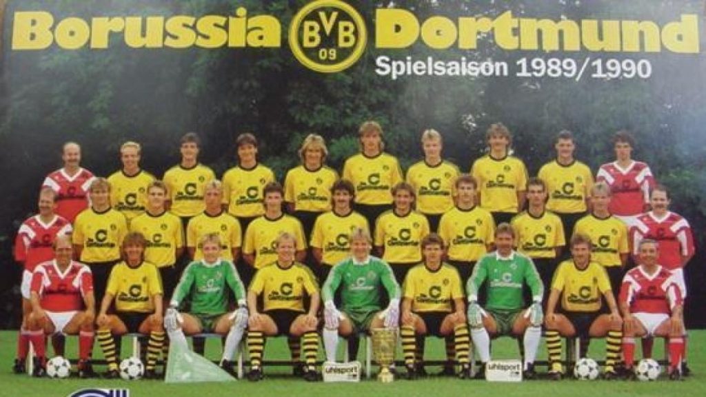 Segunda equipación de Borussia Dortmund 89-90