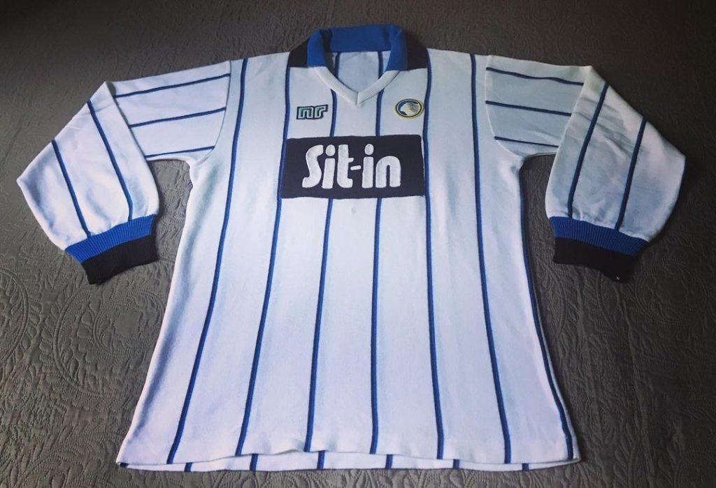 Segunda equipación de Atalanta 84-85