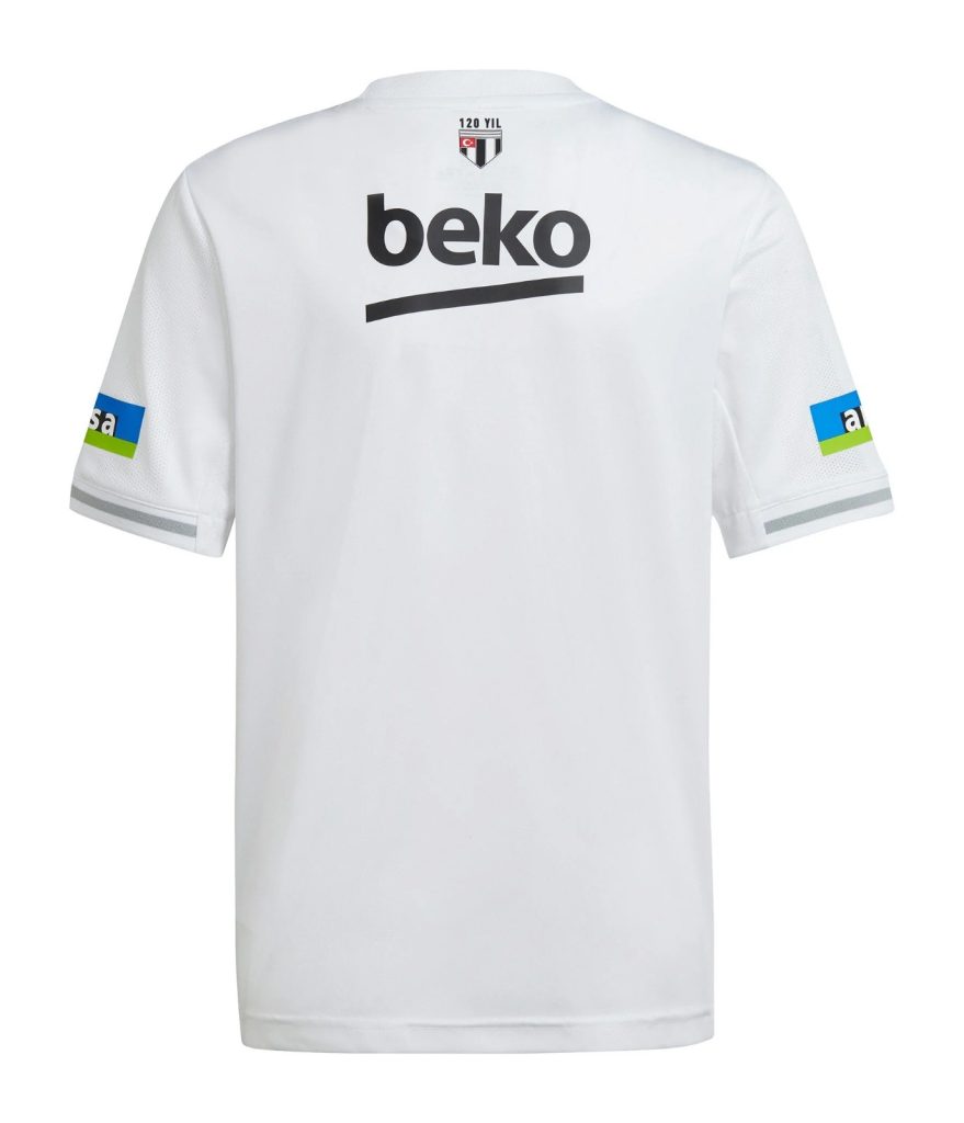 Beşiktaş 22-23 Local 2