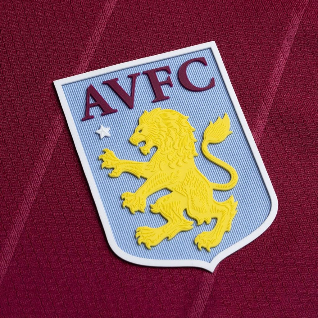 Aston Villa 22-23 Local 4