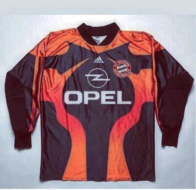 Bayern München 99-00 Portero 3