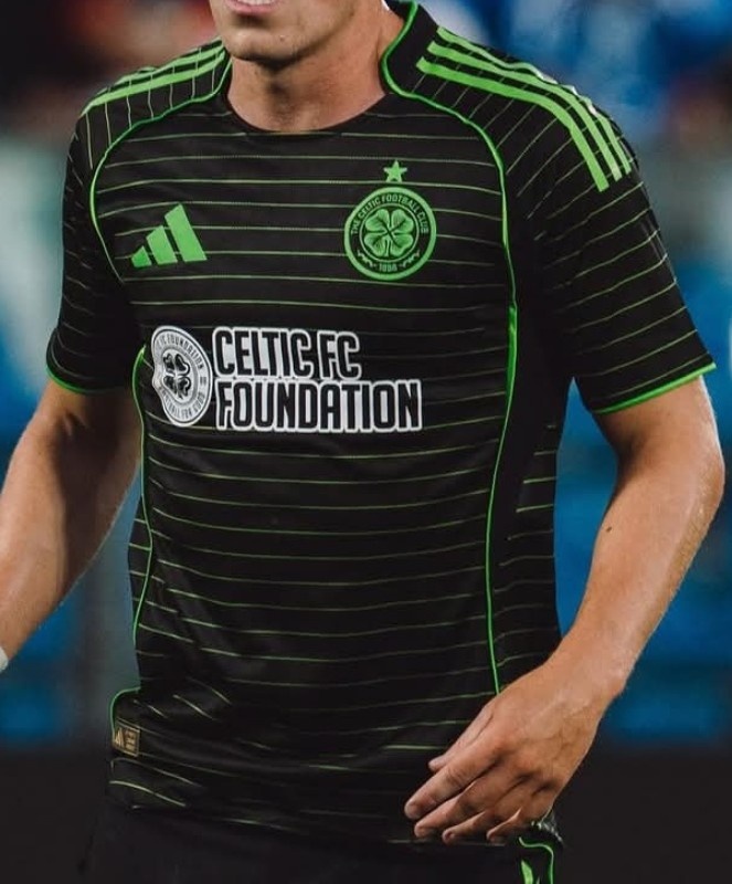 Equipación especial de Celtic 25-26
