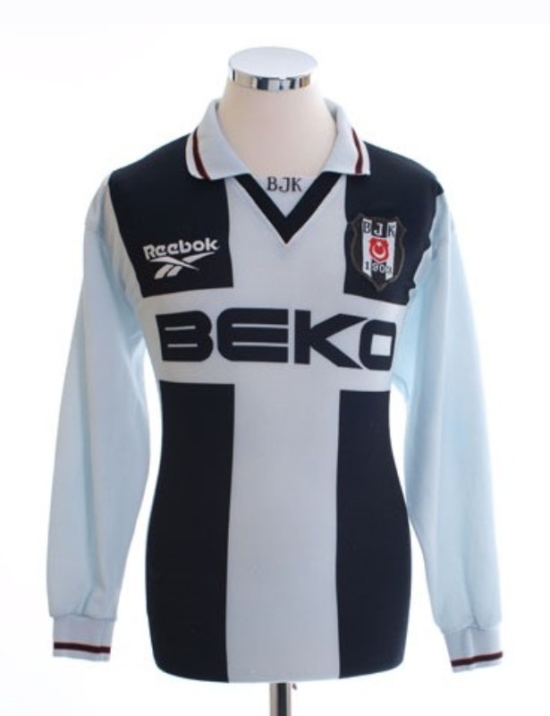 Beşiktaş 98-99 Local 2