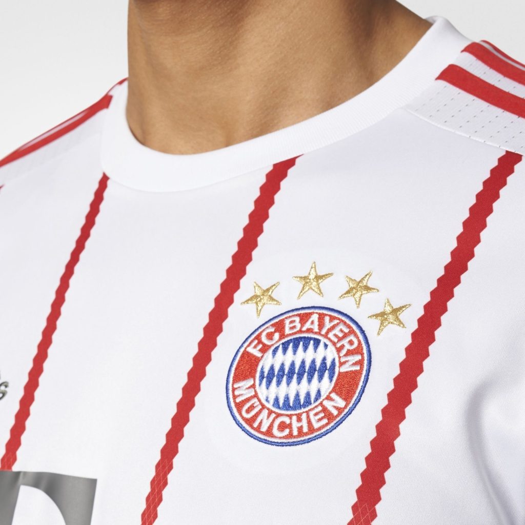 Bayern München 17-18 Tercera 3