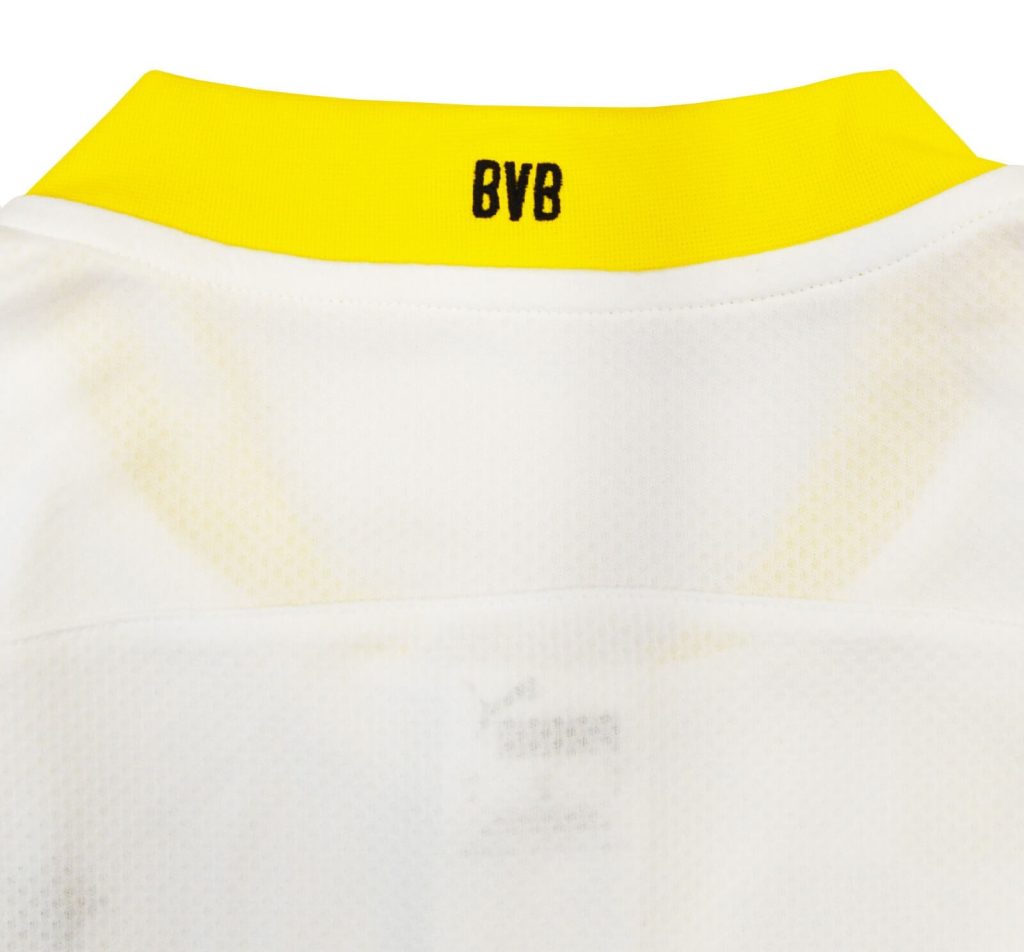 Borussia Dortmund 20-21 Tercera 4