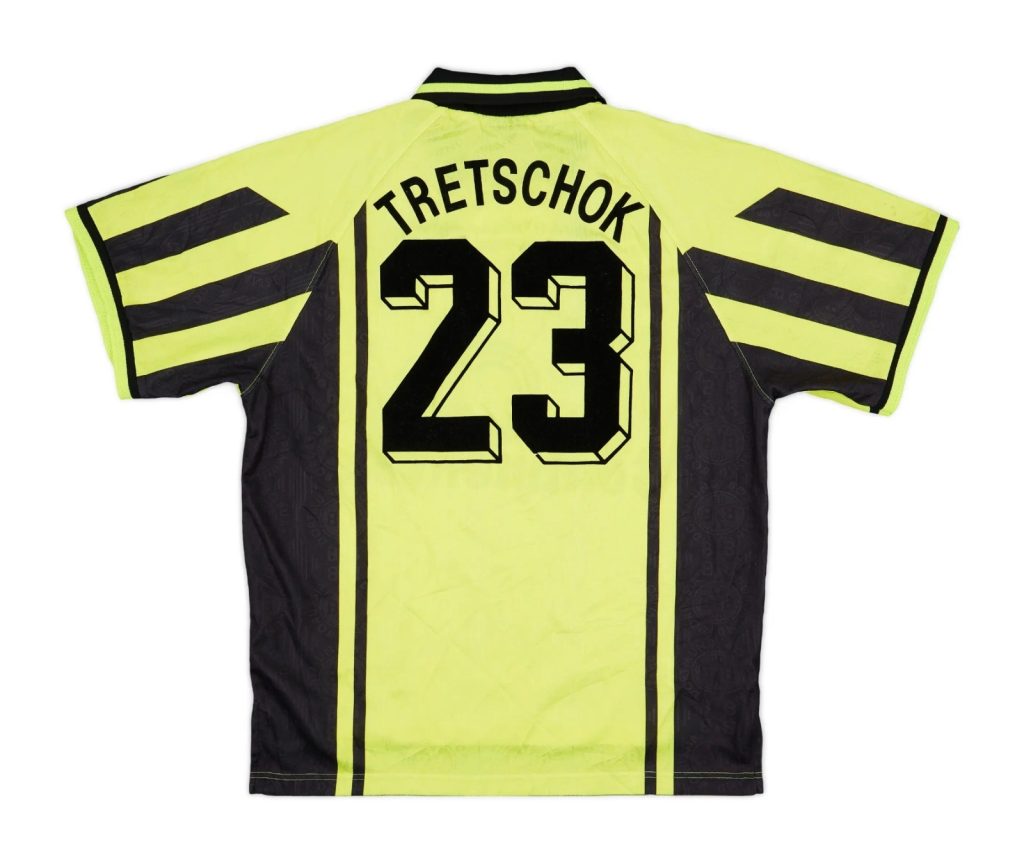 Borussia Dortmund 96-97 Local 3