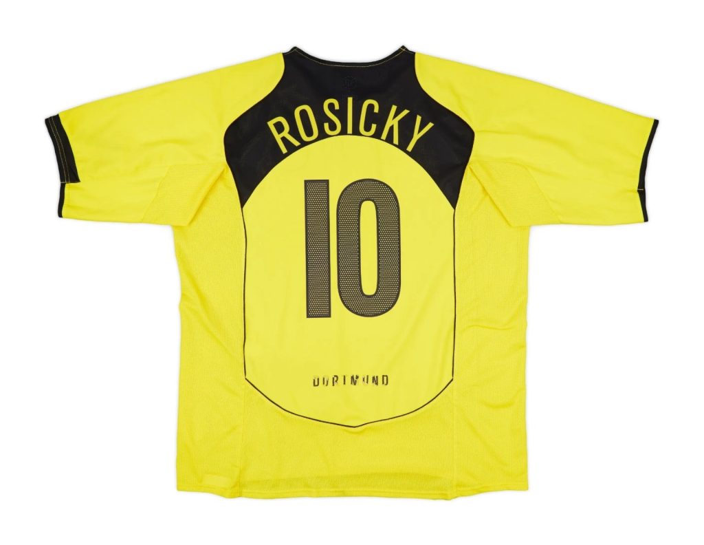 Borussia Dortmund 04-05 Local 2
