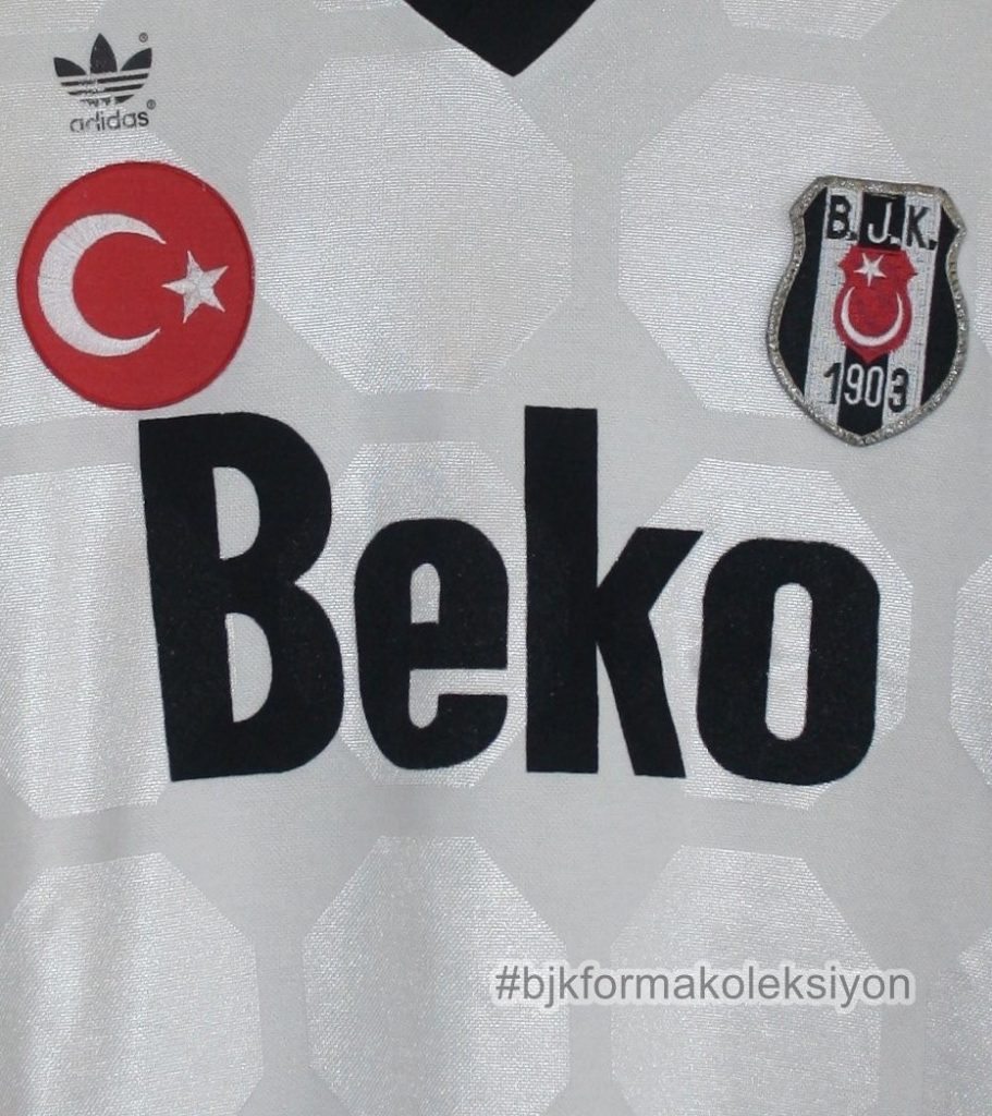 Beşiktaş 90-91 Local 3