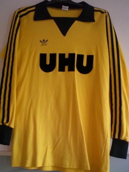 Primera equipación de Borussia Dortmund 80-81