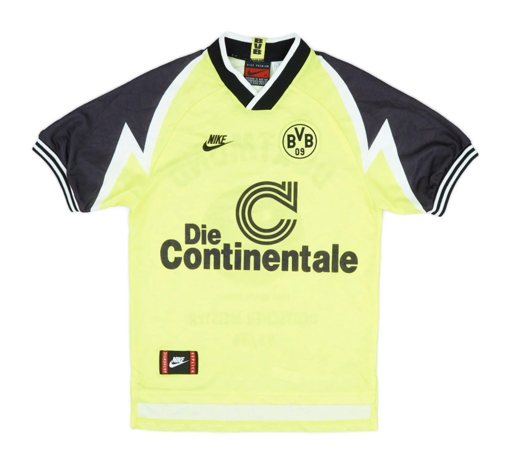 Borussia Dortmund 95-96 Local 4